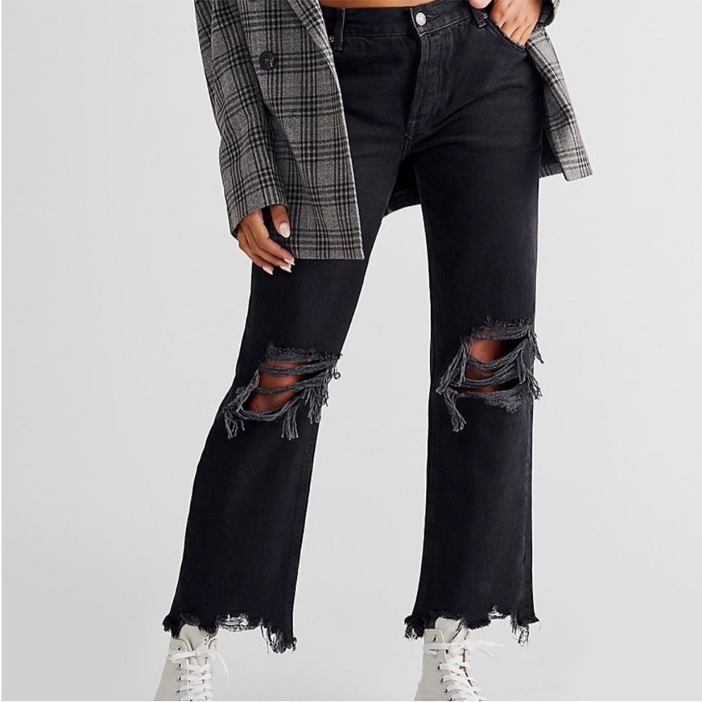 We the free loose fitting ripped black jeans